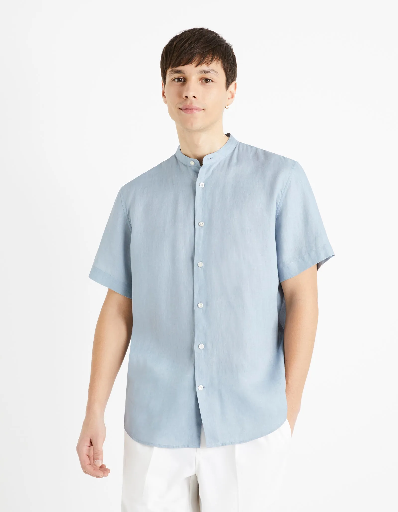 Regular shirt with mandarin collar, 100% linen